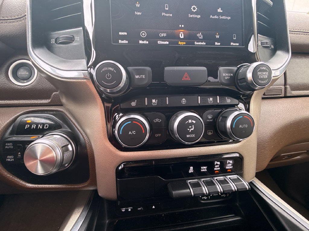 Used 2019 RAM 1500 Laramie AWD/4WD image 25