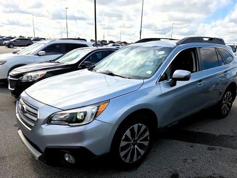 Used 2017 Subaru Outback 3.6R Limited AWD/4WD image 5