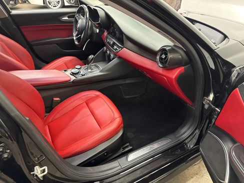 Used 2018 Alfa Romeo Giulia Ti RWD image 26