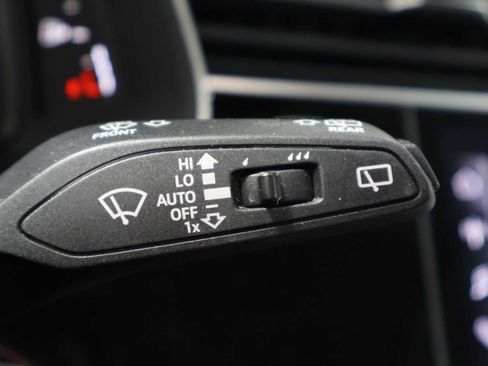 Used 2023 Audi Q7 3.0T Premium Plus w/ Premium Plus Package AWD/4WD image 28