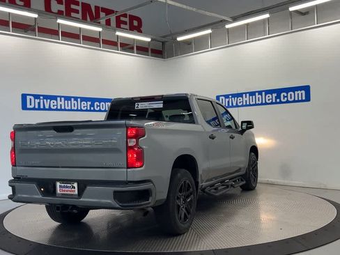 Used 2023 Chevrolet Silverado 1500 Custom AWD/4WD image 9
