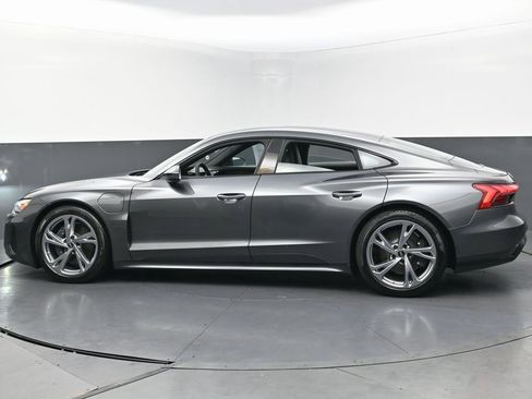 Used 2023 Audi e-tron GT Premium Plus image 8