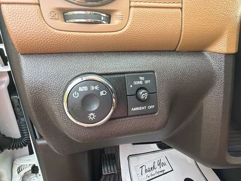Used 2015 Buick Enclave Premium w/ Experience Buick Package FWD image 16