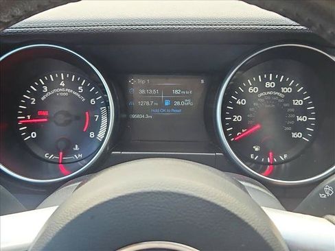 Used 2019 Ford Mustang Coupe RWD image 11