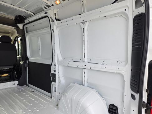 New 2026 RAM ProMaster 1500 w/ Storage Group FWD image 12