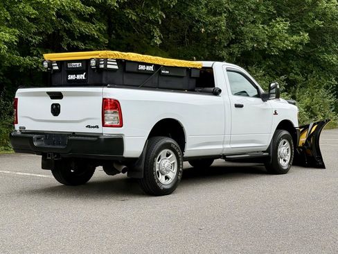 Used 2024 RAM 3500 Tradesman w/ Snow Chief Group AWD/4WD image 3