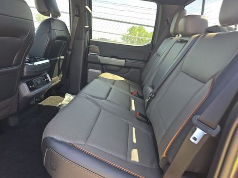 Used 2024 Ford F150 Lariat AWD/4WD image 11