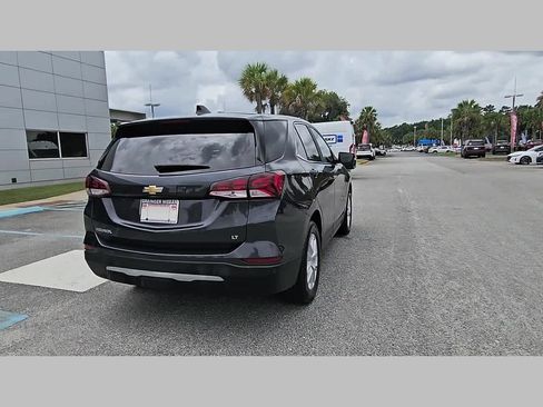 Used 2022 Chevrolet Equinox LT FWD image 32