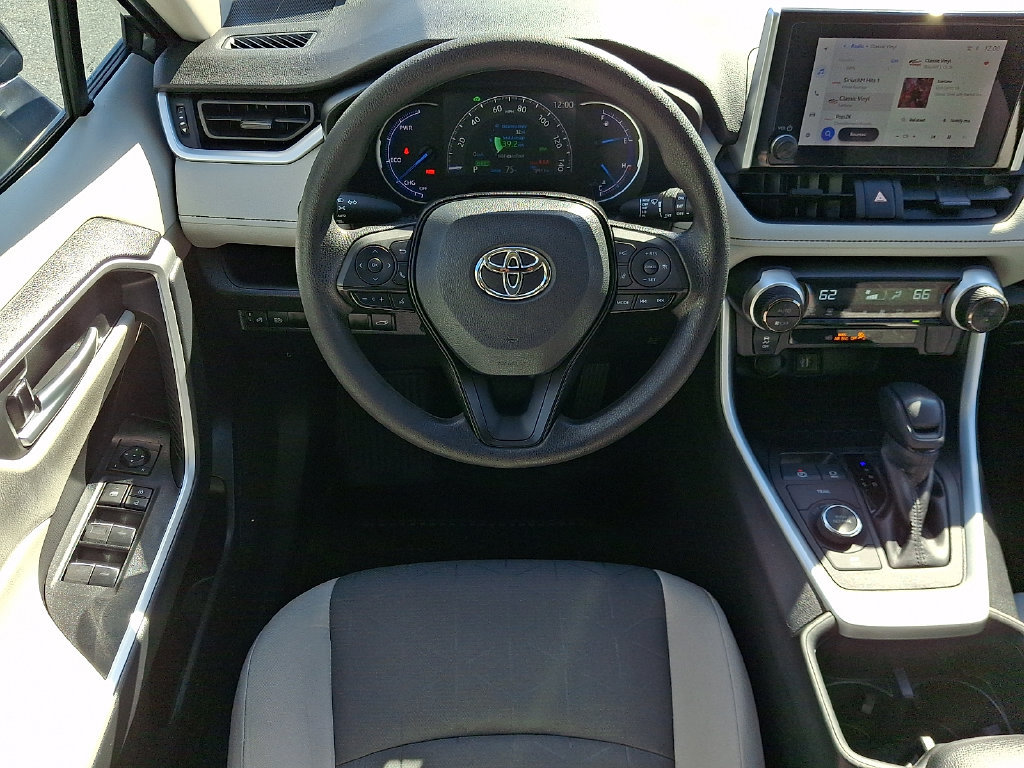 Used 2023 Toyota RAV4 XLE w/ Convenience Package AWD/4WD image 10