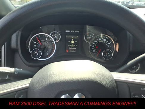 Used 2024 RAM 3500 Tradesman w/ Chrome Appearance Group AWD/4WD image 24