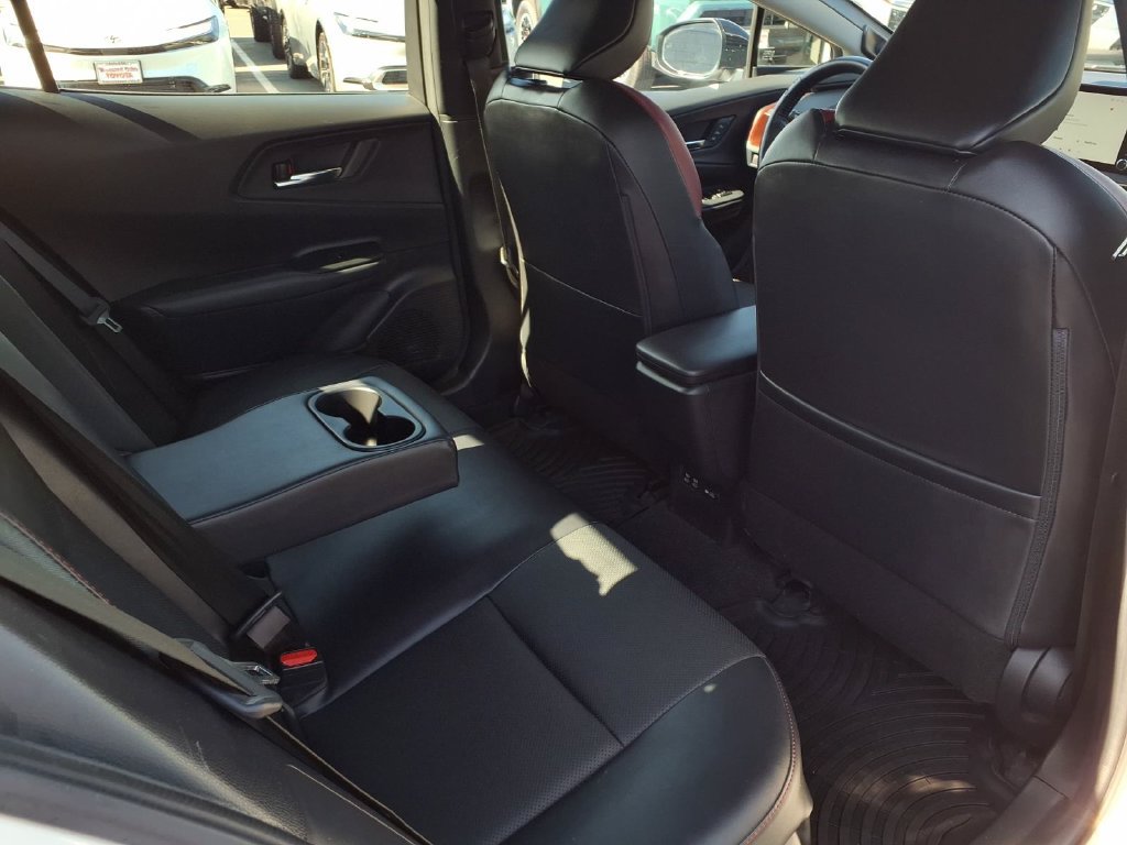 Certified 2023 Toyota Prius Prime Premium FWD image 35