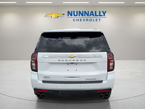 Used 2022 Chevrolet Suburban Premier image 4