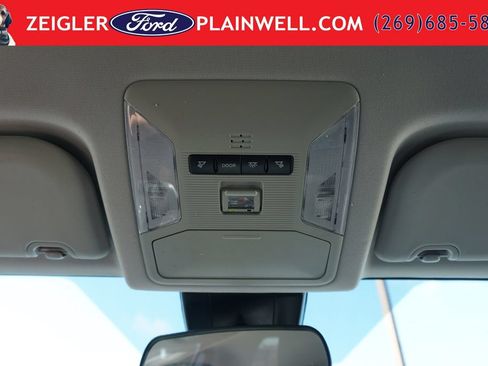 Used 2021 Toyota RAV4 LE AWD/4WD image 29