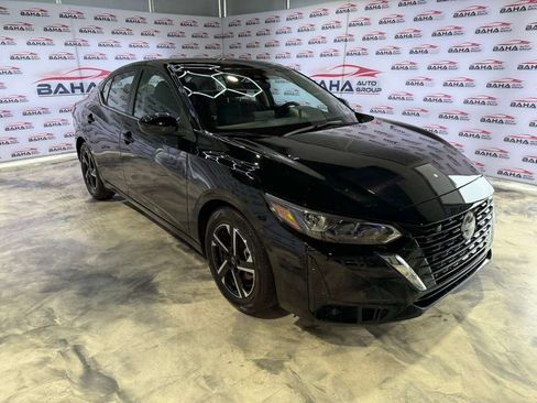 Used 2025 Nissan Sentra SV FWD image 4