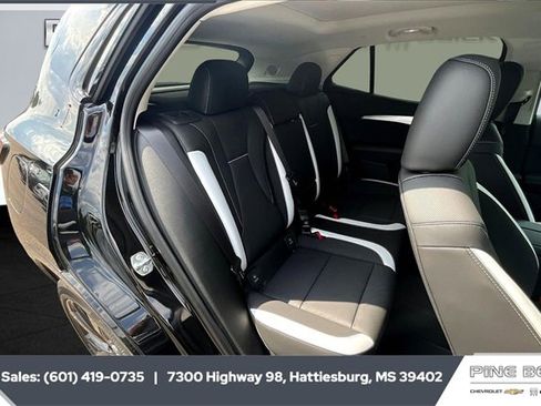 New 2025 Buick Envision Sport Touring image 7