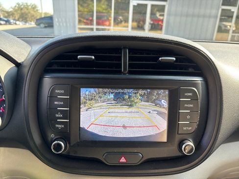 Used 2021 Kia Soul S image 20