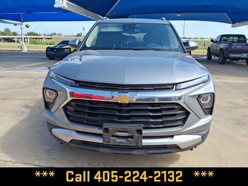 Used 2025 Chevrolet TrailBlazer LT FWD image 5