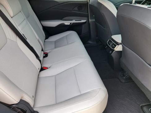 Used 2023 Lexus RX 350 Premium image 39