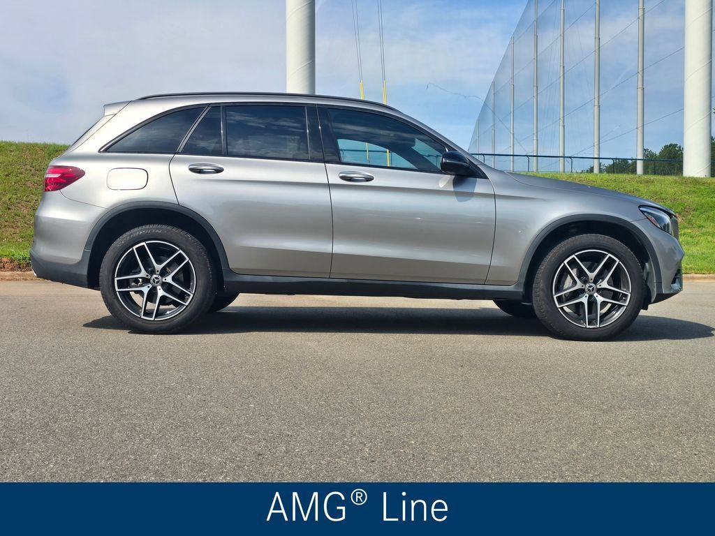 Used 2019 Mercedes-Benz GLC 300 4MATIC image 2