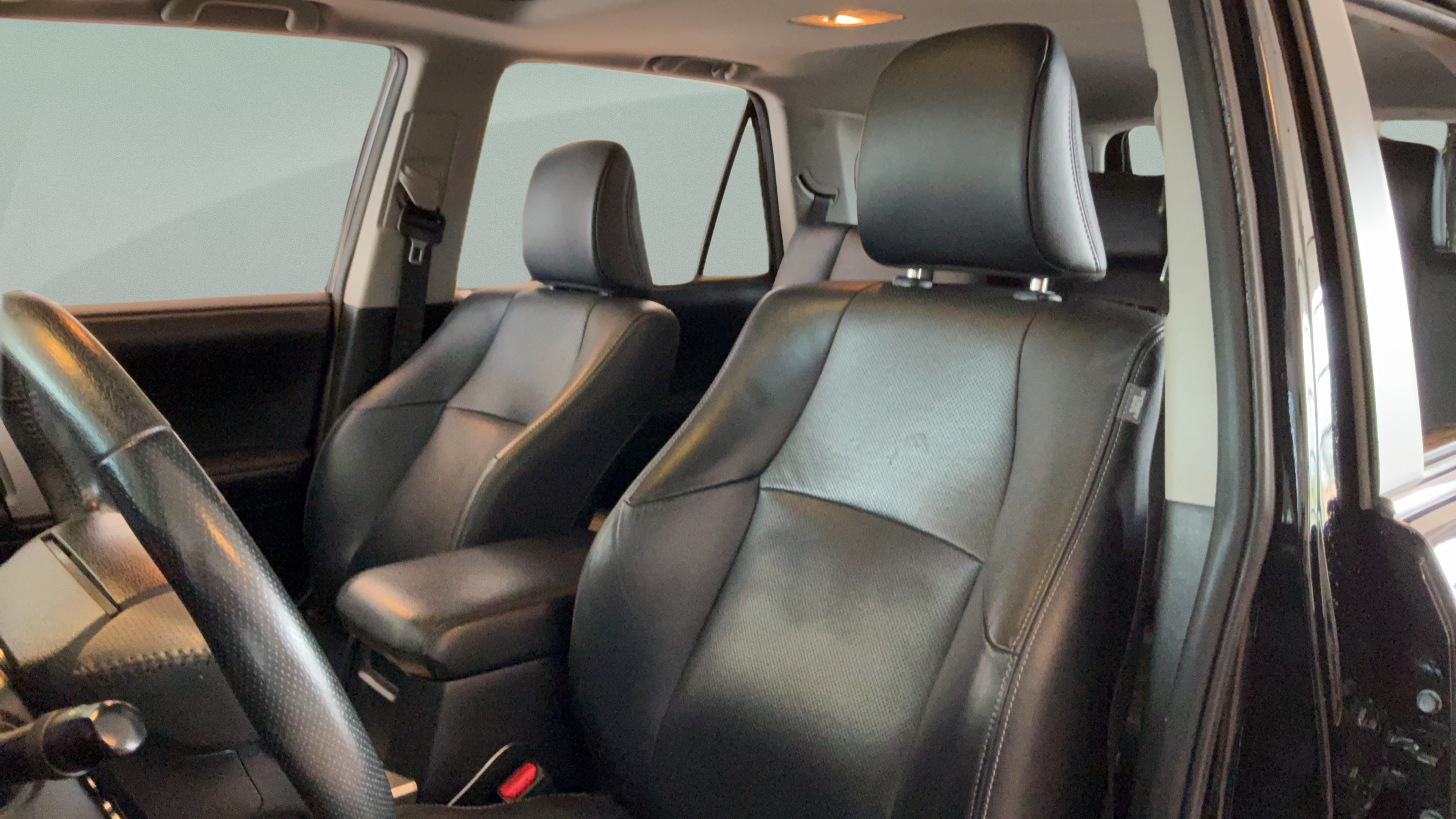 Used 2018 Toyota 4Runner Limited RWD image 23