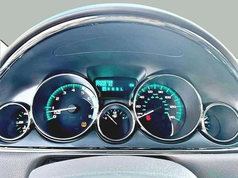 Used 2017 Buick Enclave Leather image 21