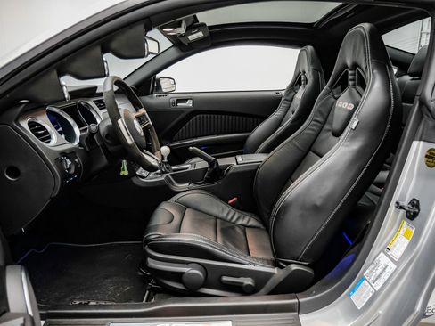 Used 2012 Ford Mustang Shelby GT500 w/ SVT Performance Pkg RWD image 43