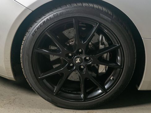 Used 2012 Ferrari California image 20