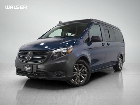 Used 2021 Mercedes-Benz Metris Passenger image 1