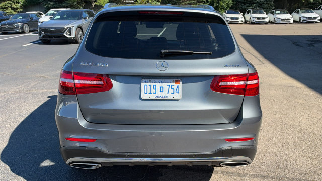 Used 2019 Mercedes-Benz GLC 300 4MATIC image 5