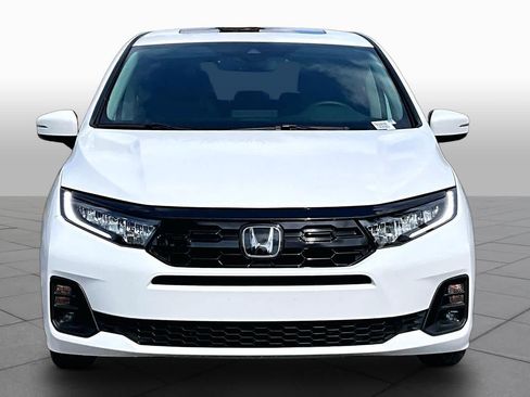 Used 2026 Honda Odyssey Touring image 4