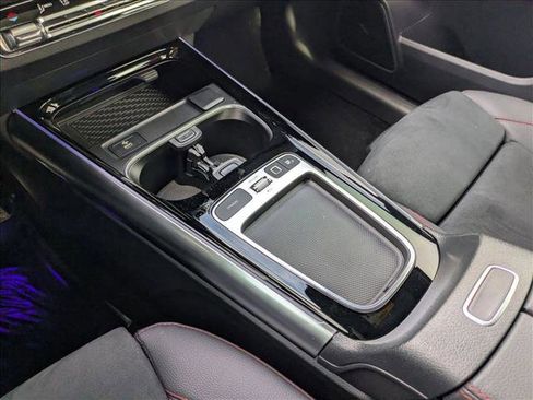 Certified 2025 Mercedes-Benz GLA 35 AMG 4MATIC image 12