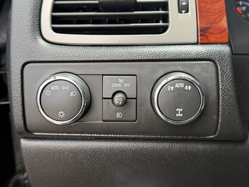Used 2011 Chevrolet Tahoe LT AWD/4WD image 18