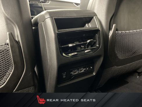 Used 2023 Jeep Grand Cherokee Limited AWD/4WD image 32