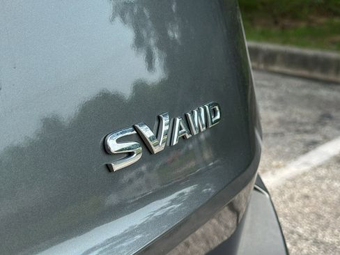 Certified 2022 Nissan Rogue SV image 9