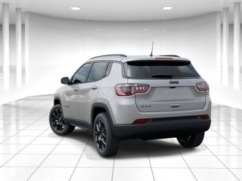 New 2026 Jeep Compass Latitude AWD/4WD image 3