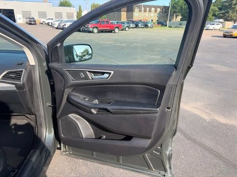 Used 2022 Ford Edge SEL w/ Convenience Package AWD/4WD image 30