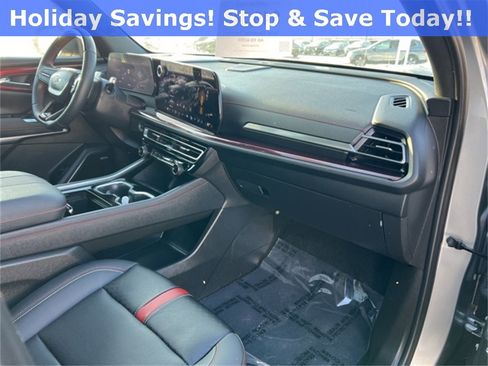 Used 2024 Chevrolet Traverse RS w/ LPO, Floor Liner Package image 65