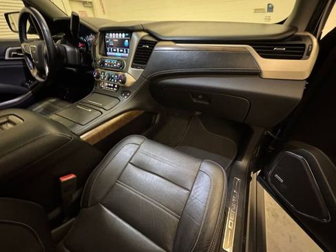 Used 2018 GMC Yukon Denali w/ Denali Ultimate Package image 31