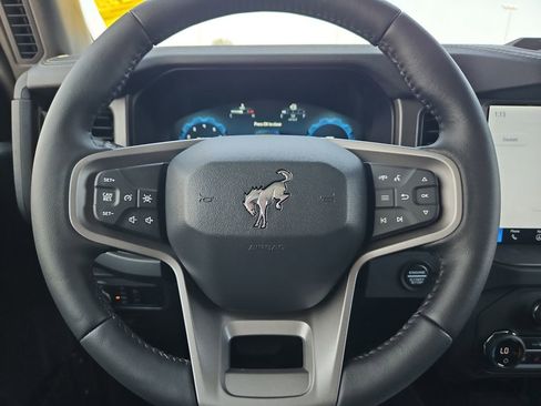 New 2025 Ford Bronco Badlands image 27