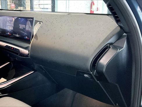 Used 2025 BMW X3 xDrive30i w/ Convenience Package image 18