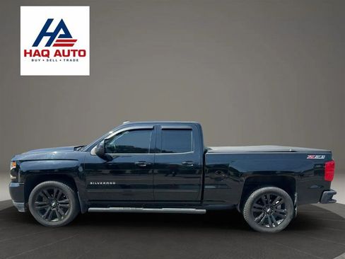 Used 2017 Chevrolet Silverado 1500 LT w/ All Star Edition AWD/4WD image 7