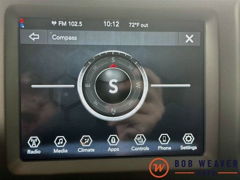 Used 2022 Jeep Cherokee Latitude AWD/4WD image 15
