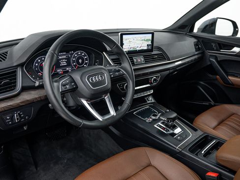 Used 2018 Audi Q5 2.0T Premium Plus w/ Premium Plus Package AWD/4WD image 11