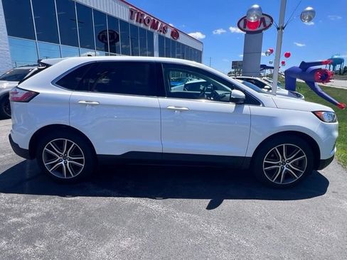 Used 2020 Ford Edge Titanium AWD/4WD image 11