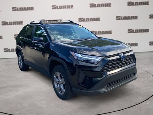Used 2024 Toyota RAV4 XLE w/ Convenience Package AWD/4WD image 2