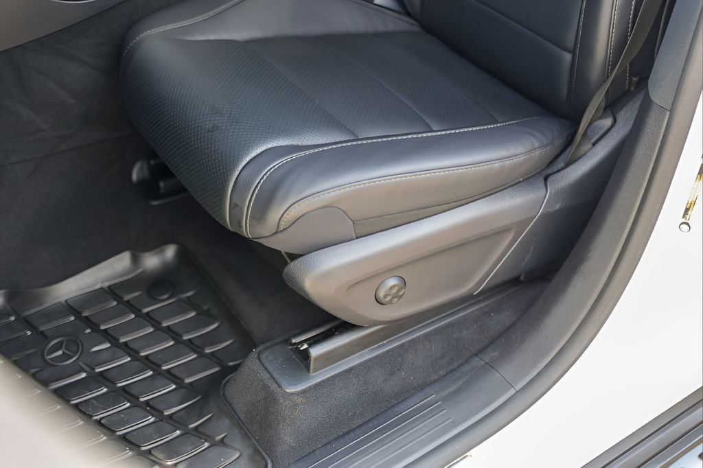 Used 2022 Mercedes-Benz GLE 350 4MATIC image 8