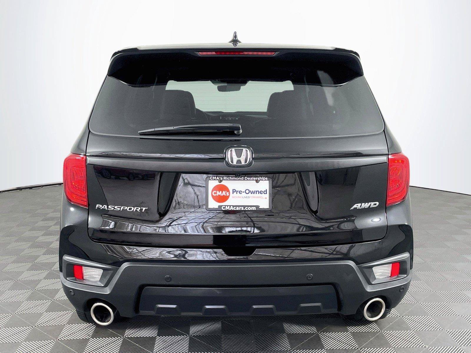 Used 2023 Honda Passport EX-L image 9