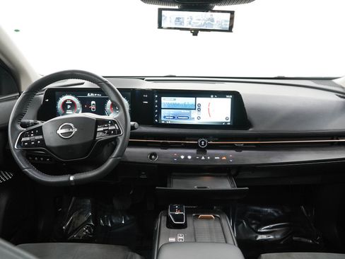 Used 2024 Nissan Ariya AWD image 18