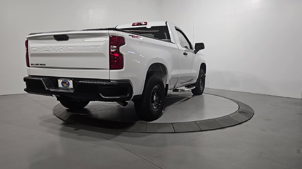 Used 2025 Chevrolet Silverado 1500 W/T w/ WT Convenience Package AWD/4WD image 5