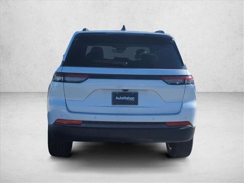 New 2026 Jeep Grand Cherokee Limited w/ Limited Altitude Package RWD image 8